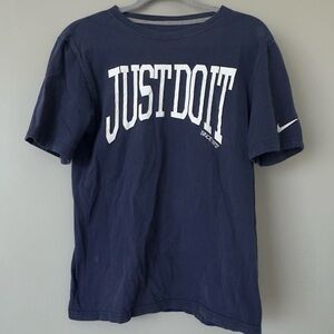 Navy Nike T-Shirt